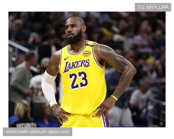 湖人客场险胜勇士，詹姆斯砍下赛季新高，湖人官宣詹姆斯