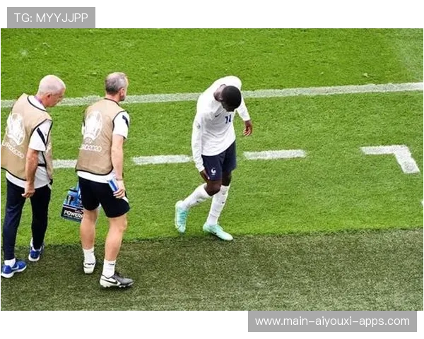 格里马尔多爆发双响，巴萨遗珠下一站英超或西甲引期待，格里兹曼转会巴萨身价