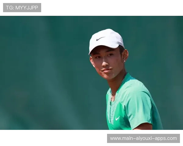 商竣程法网正赛破荒获胜，中国男网历史性晋级红土大满贯二轮