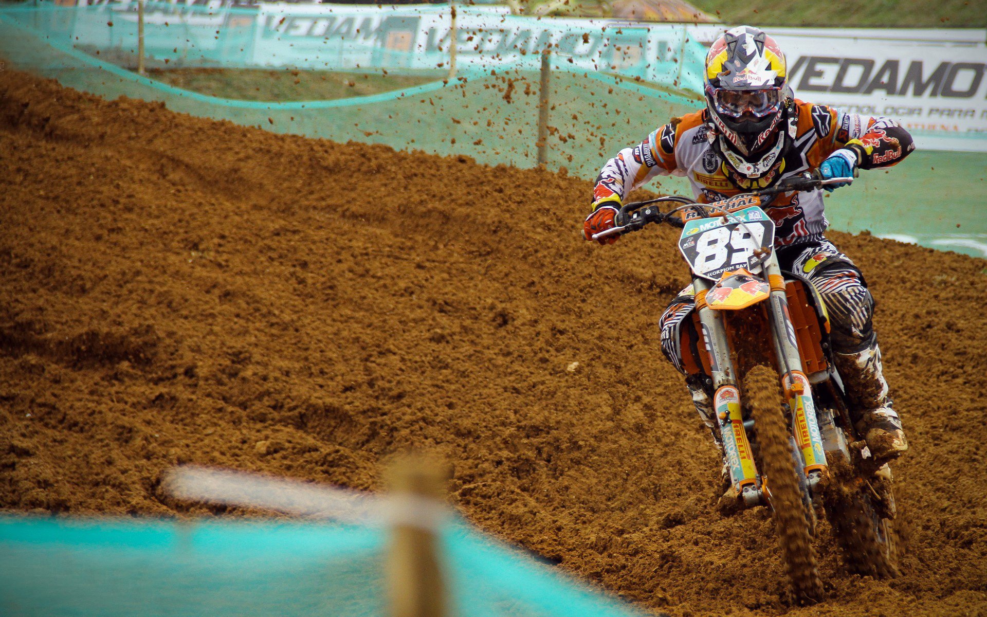 西甲青训营中引入比赛情绪触发测试评估心理调节机制，西甲青训政策